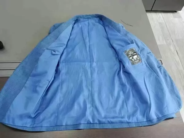 A total of 3,000 men's suits - Image 8