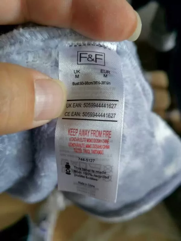 A total of six hundred blue women's nightgowns - Image 5