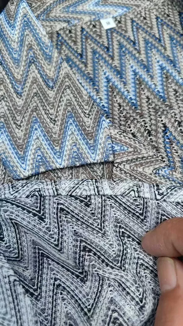A total of 835 patterned shirts - Image 3