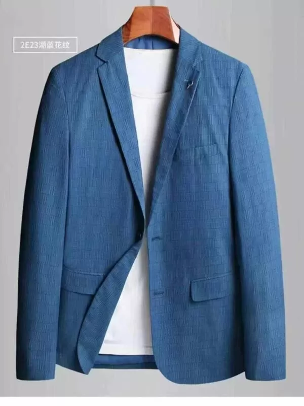 A total of 3,000 men's suits