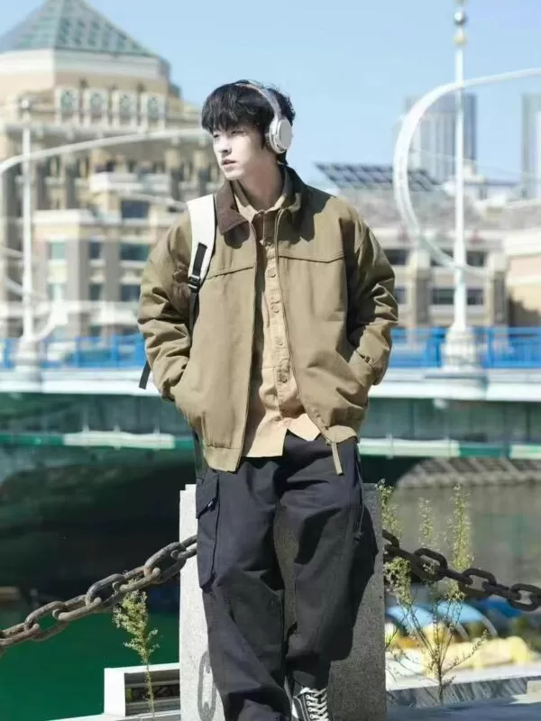 A total of 600 pieces Trendy brand jacket - Image 7